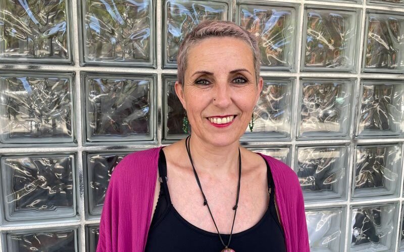 Estibaliz Zabala García presenta ‘Raíces de bienestar’, con el objetivo de revolucionar el campo de la salud y el bienestar