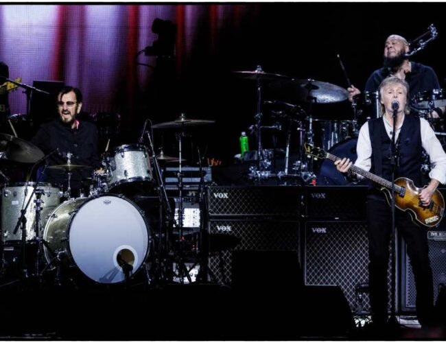 Paul McCartney y Ringo Starr, ex Beatles, comparten escenario en Londres para cerrar la gira Got Back