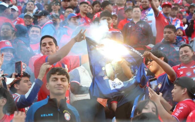 Video | Aficionados de Xelajú MC viven con extrema euforia la previa de la final contra Cobán Imperial