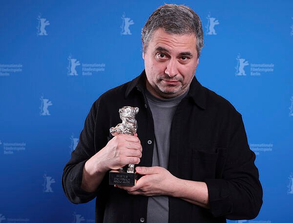 Radu Jude: «Puede haber más cine en una imagen de Tik Tok que en una película de superhéroes»