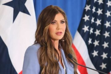 “Te cazaremos”: las frases más polémicas de Kristi Noem, la funcionaria de EE. UU. que visitará Guatemala