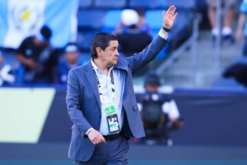 Luis Fernando Tena: “Una gran alegría meterse en la historia del futbol guatemalteco”