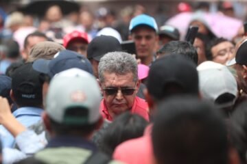 Joviel Acevedo critica a medios de comunicación durante jornada de protestas del magisterio