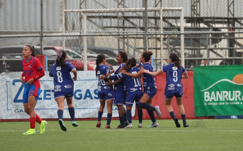 Xelajú MC rescata un valioso empate contra Municipal en el juego de ida de la final femenina