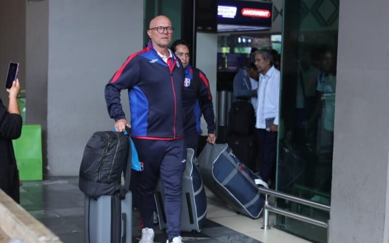Selección de República Dominicana llega a Guatemala para enfrentar a la Bicolor en eliminatoria rumbo al Mundial 2026