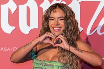 “Tropicoqueta”: las canciones que definen a Karol G y los secretos detrás de sus colaboraciones