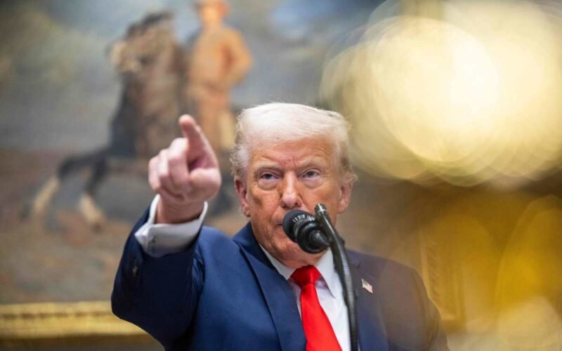 Donald Trump prohíbe emitir visas a estudiantes extranjeros de la universidad de Harvard