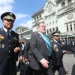 Gobierno confirma continuidad de Henry Saenz y descarta cambios en el alto mando del Ministerio de la Defensa