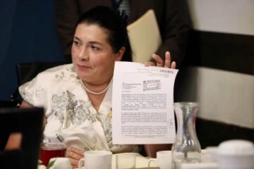 TSE sin justificar compra de boletos a Madrid para cinco representantes de partidos políticos