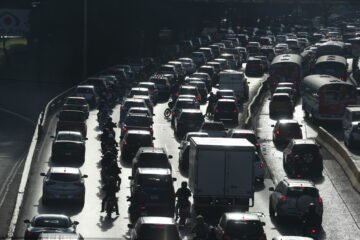 Multas por Q500 mil: Organizadores de eventos masivos ahora deben garantizar espacios para parqueos