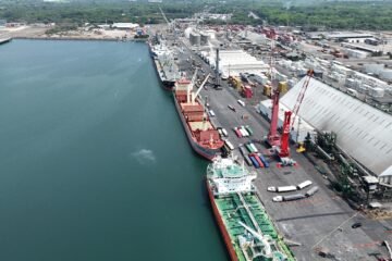 Embajador de EE. UU.: Proyecto en Puerto Quetzal depende de pago inicial de Guatemala