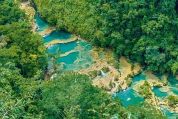 Semuc Champey atrae más turistas tras mejora vial, en el 2025 espera superar las 110 mil visitas