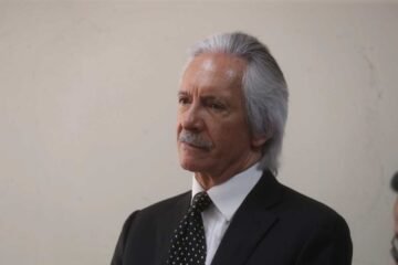 Corte Suprema acepta amparo a Jose Rubén Zamora, pero su salida de prisión sigue sin definirse