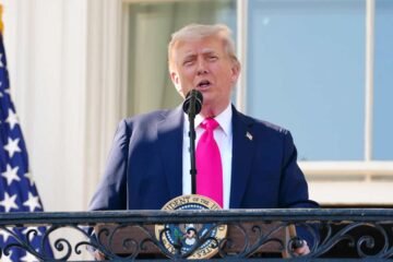 Donald Trump ordena retrasar hasta el 1 de agosto el plazo arancelario