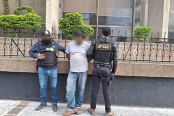Capturan a cuatro miembros de banda que robaba motos y carros y luego los vendían entre Q500 y Q15 mil