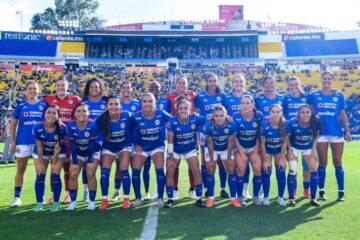Ana Lucía Martínez debuta con Cruz Azul solo cuatro días después de su presentación