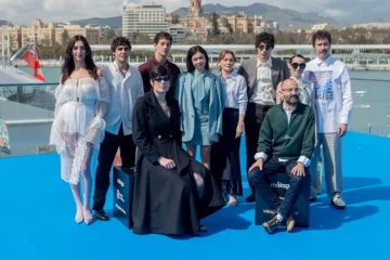 González Molina amplía el clásico Mi querida señorita: «Todo el mundo duda de si sus genitales son como deberían ser»