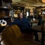 Carlos Zanón: «Creo en el estilo. El estilo es lo máximo»