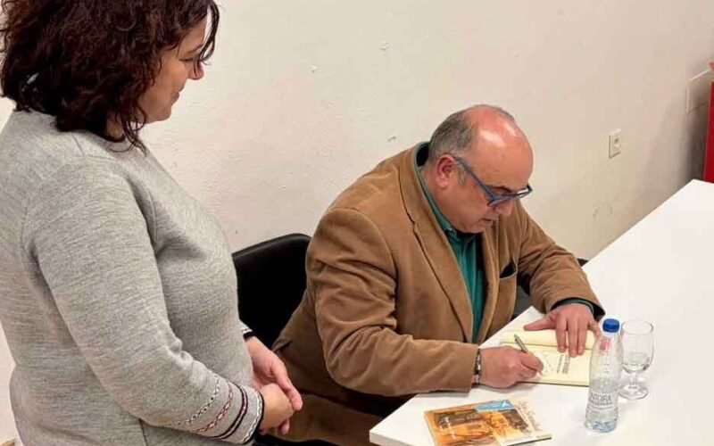 Diego Santos Márquez consolida su voz literaria con una mirada honesta sobre la vida y las decisiones humanas