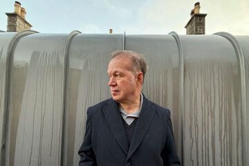 Edwyn Collins, el rey del indie que superó dos ictus y ahora dice adiós al escenario: «Nunca fui una estrella, en este mundo hay que elegir entre credibilidad o éxito»