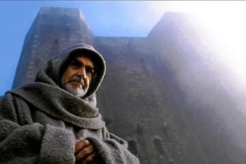 El 40 aniversario de El nombre de la rosa, la película que al principio no gustó a nadie: «Traicioné al libro, pero respeté a Umberto Eco»