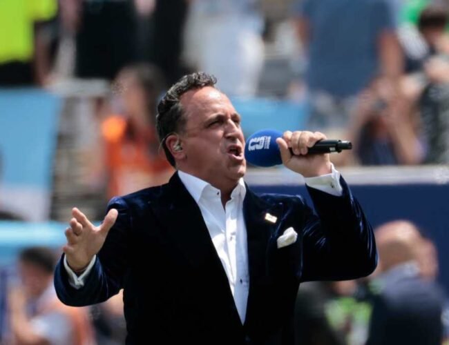 Quiénes fueron los artistas estadounidenses que se presentaron antes de la final del Mundial de Futbol