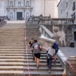 “Enredados”: Disney convierte el centro histórico de Girona en un set de filmación para el nuevo live-action