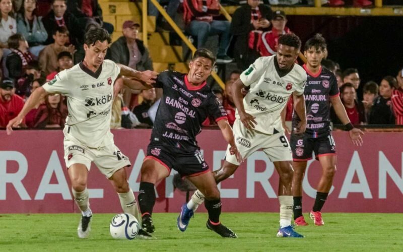 Alajuelense castiga el repliegue de Xelajú y se queda con el triunfo en la Copa Centroamericana