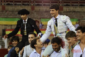 Samuel Castrejón y Antonio Santana triunfan y Morante de la Puebla confirma en El Puerto