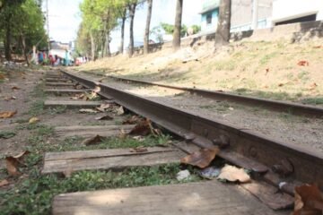 Proyecto ferroviario contempla un nuevo derecho de vía y descarta la red histórica