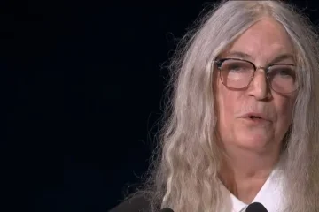 Patti Smith se arranca a cantar durante su discurso en los Premios Princesa de Asturias 2026
